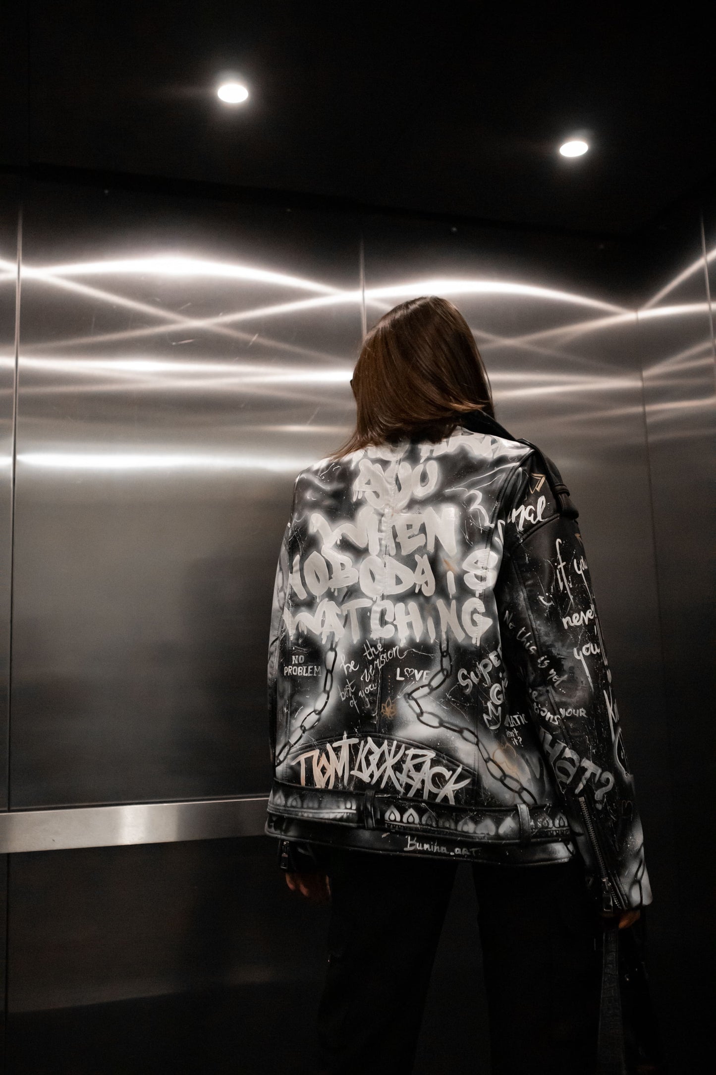 LEATHER JACKET "NOBODY IS GONNA KNOW"