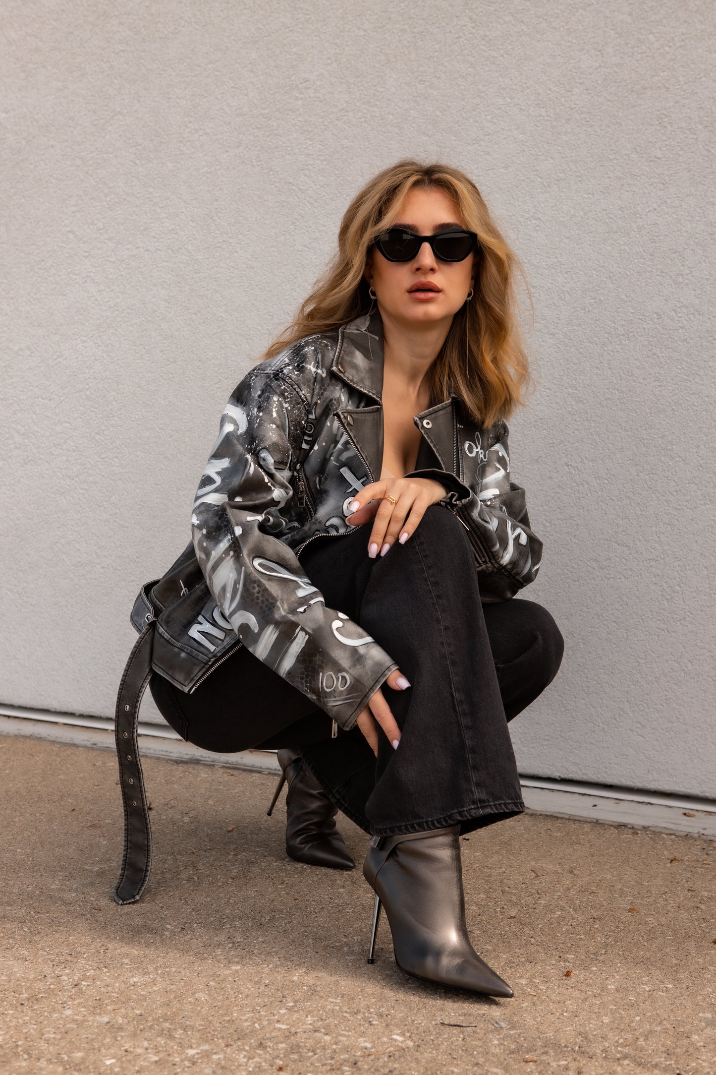 LEATHER JACKET "NOBODY IS GONNA KNOW"